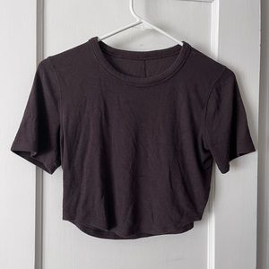 Lululemon hold tight cropped T-shirt espresso
